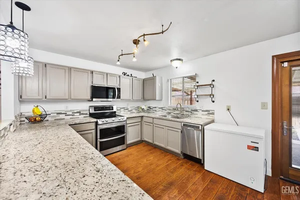 $395,000 | Undisclosed Address, Bakersfield, CA 93312