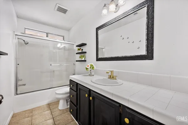 $395,000 | Undisclosed Address, Bakersfield, CA 93312