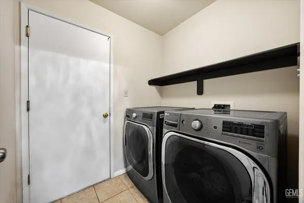 $395,000 | Undisclosed Address, Bakersfield, CA 93312