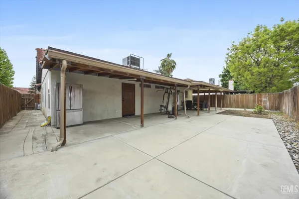 $395,000 | Undisclosed Address, Bakersfield, CA 93312