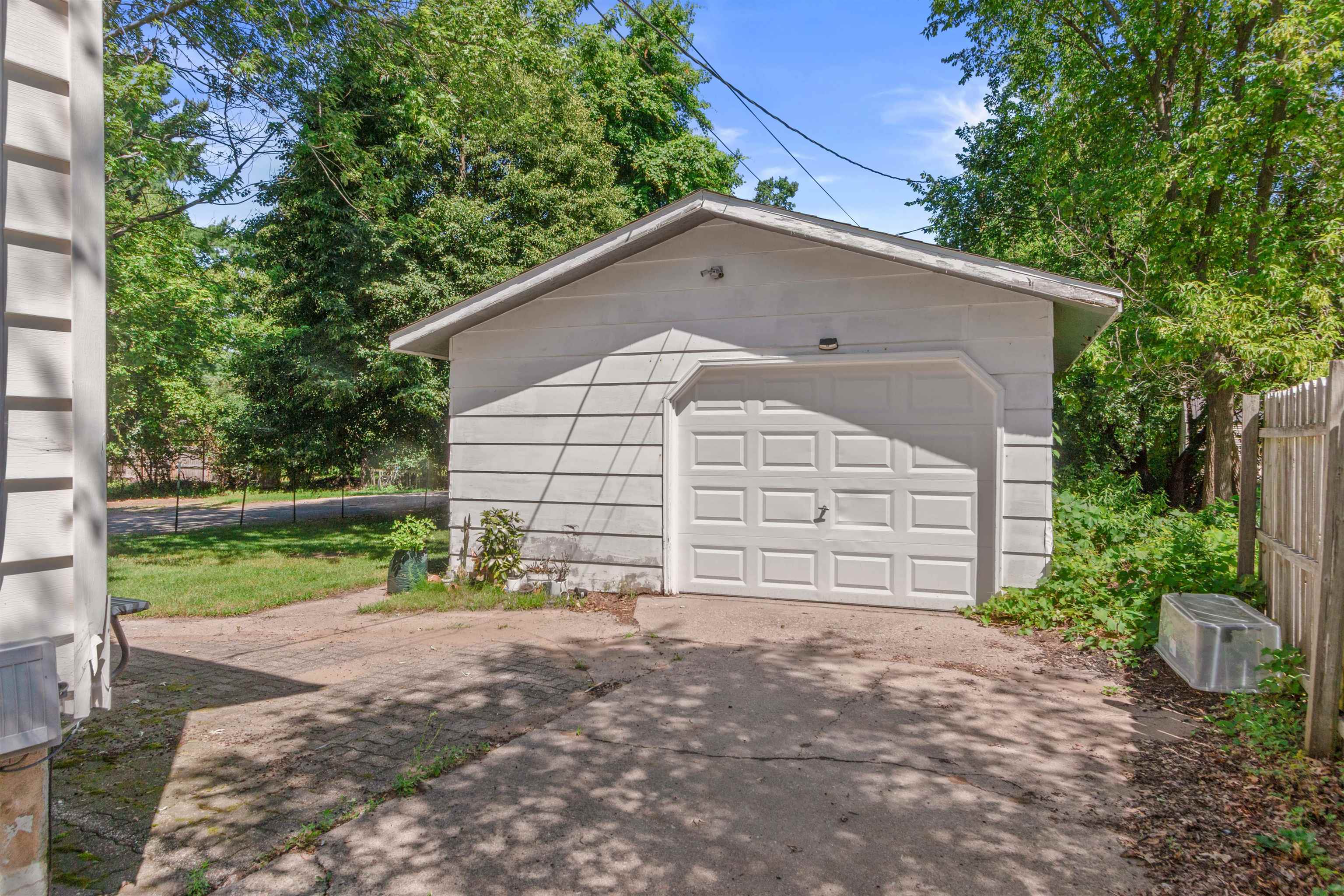 1808 Briggs Street Stevens Point, WI 54481 - Photo 4 of 20