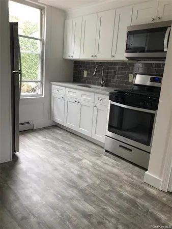 $2,000 | 21 Bridge Street, Unit 3, Nyack, NY 10960