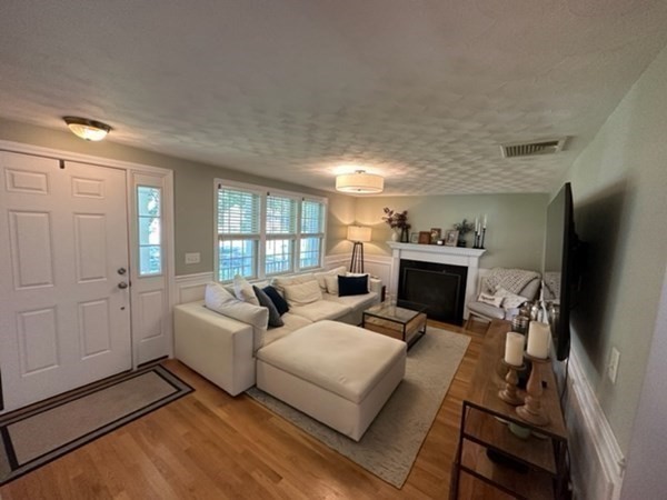 5 Erwin Road North Reading, MA 01864 - Photo 14 of 22 Gallery Image 14