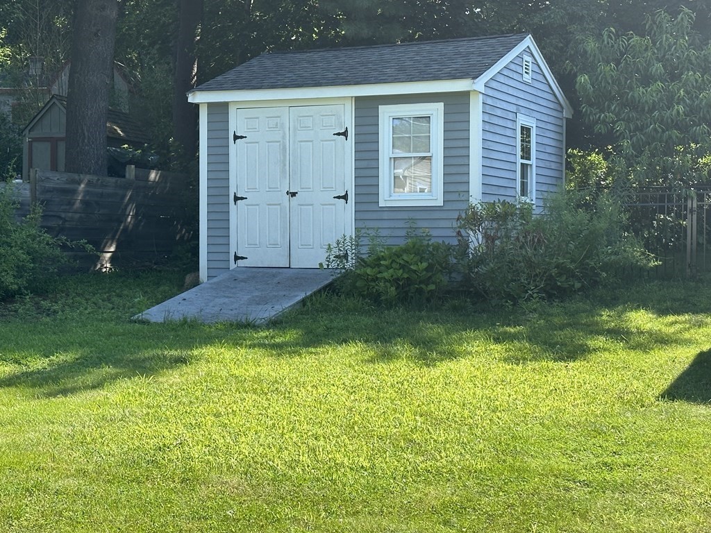 5 Erwin Road North Reading, MA 01864 - Photo 2 of 22 Gallery Image 2