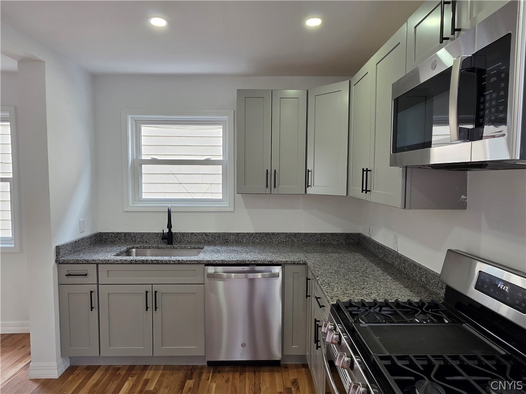 1706 Oneida Street Utica, NY 13501 - Photo 19 of 50