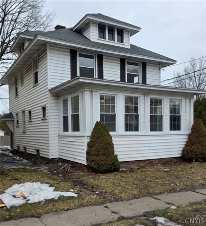 $275,000 | 1706 Oneida Street, Utica, NY 13501