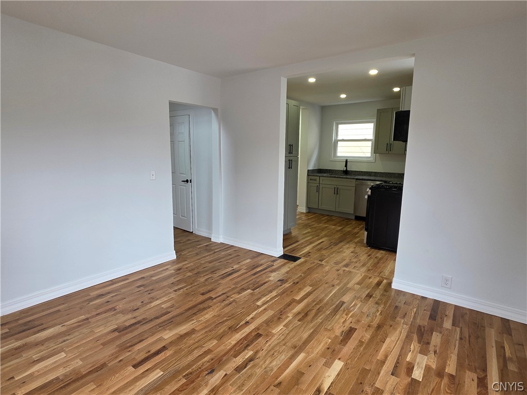 1706 Oneida Street Utica, NY 13501 - Photo 27 of 50