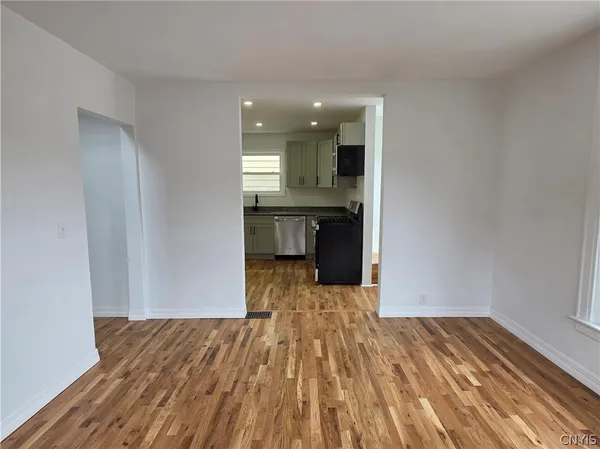 $275,000 | 1706 Oneida Street, Utica, NY 13501