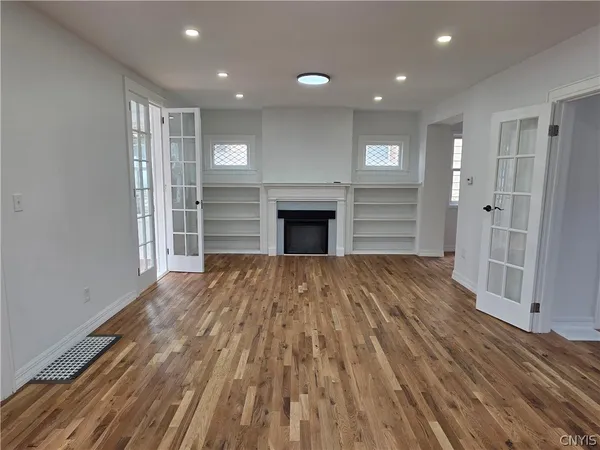 $275,000 | 1706 Oneida Street, Utica, NY 13501