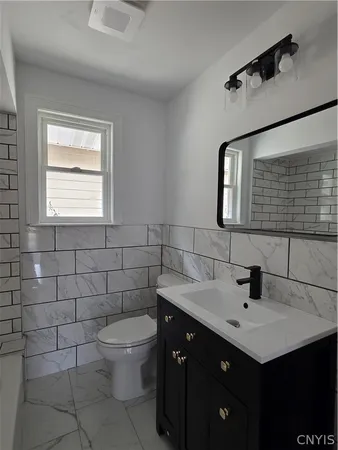 $275,000 | 1706 Oneida Street, Utica, NY 13501