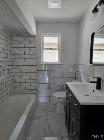 $275,000 | 1706 Oneida Street, Utica, NY 13501