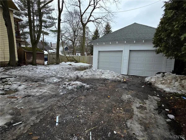 $275,000 | 1706 Oneida Street, Utica, NY 13501