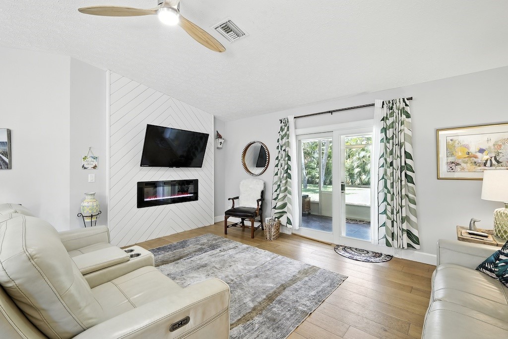 725 Acacia Road Vero Beach, FL 32963 - Photo 10 of 32