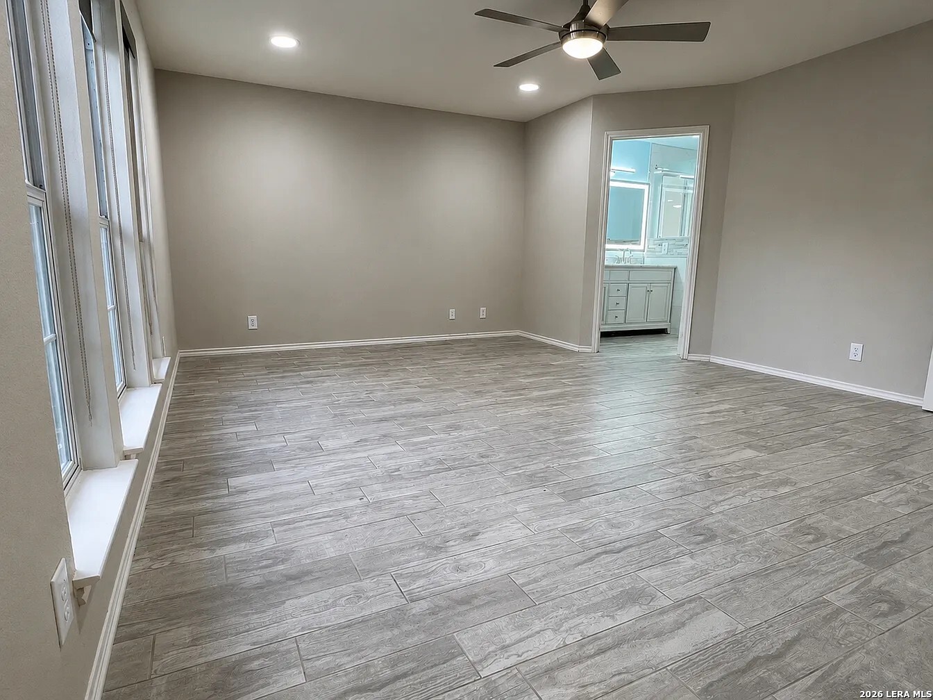 15335 Spring Land San Antonio, TX 78247 - Photo 10 of 18