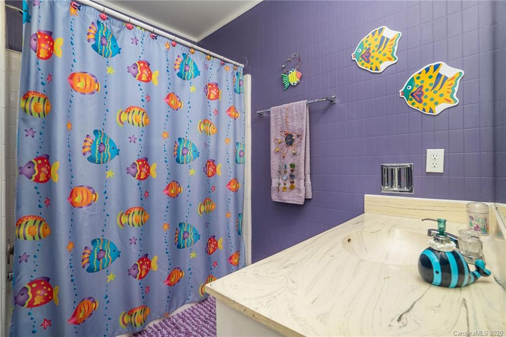 5952 Bluebonnet Road Charlotte, NC 28212 - Photo 28 of 36 Gallery Image 28