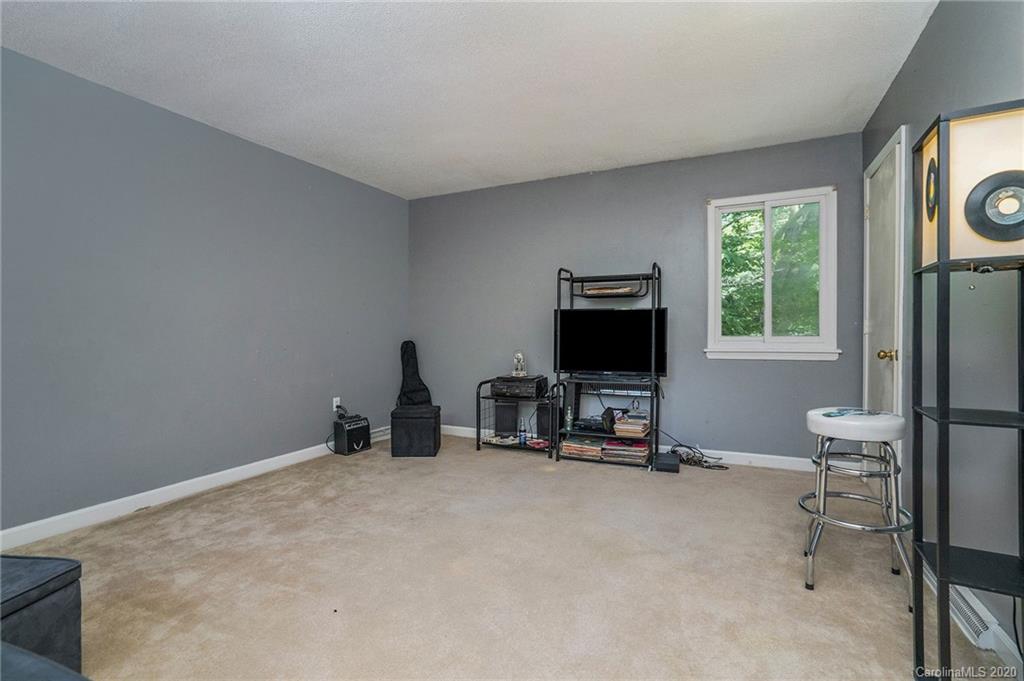 5952 Bluebonnet Road Charlotte, NC 28212 - Photo 29 of 36 Gallery Image 29