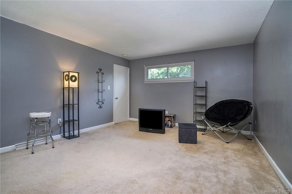 5952 Bluebonnet Road Charlotte, NC 28212 - Photo 31 of 36 Gallery Image 31