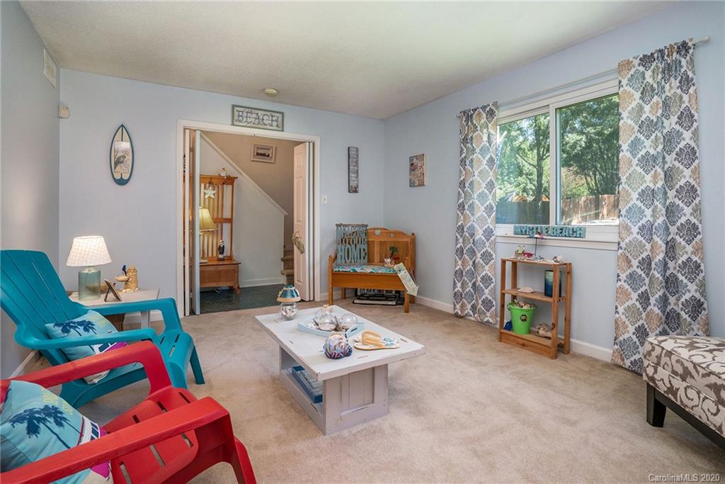 5952 Bluebonnet Road Charlotte, NC 28212 - Photo 5 of 36 Gallery Image 5