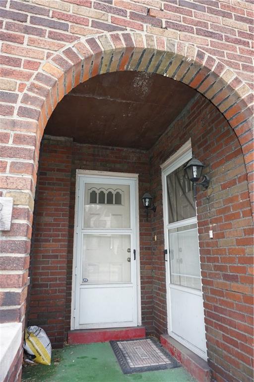 3853 Brighton Road Pittsburgh, PA 15212 - Photo 2 of 19 2 separate entry ways.