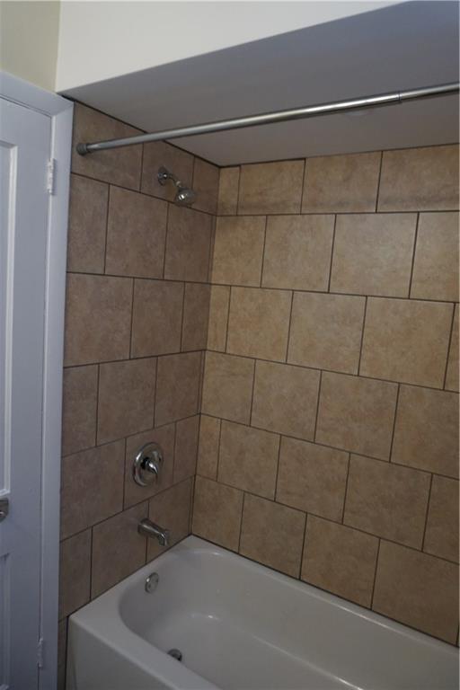 3853 Brighton Road Pittsburgh, PA 15212 - Photo 17 of 19 Gallery Image 17