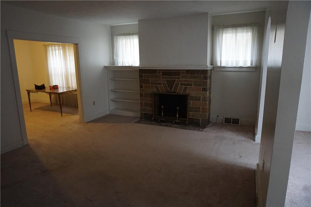 3853 Brighton Road Pittsburgh, PA 15212 - Photo 4 of 19 Living area from back wall.