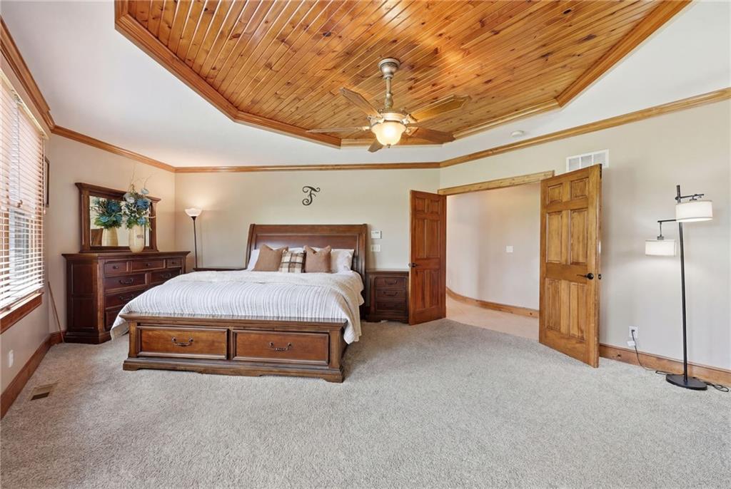 8980 Rowen Road De Soto, KS 66018 - Photo 16 of 69