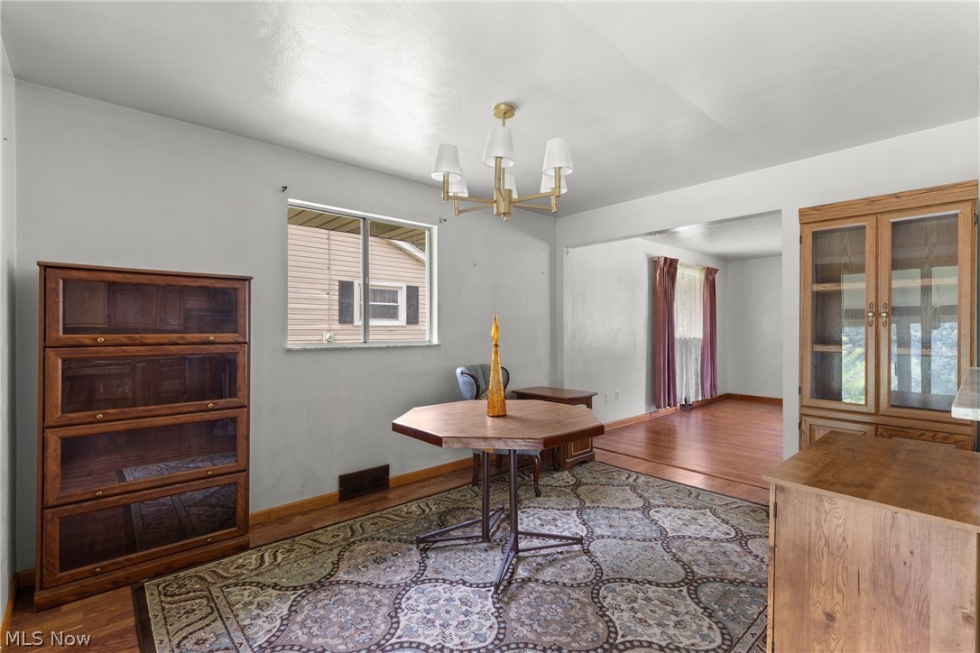 301 Alpine Road Toronto, OH 43964 - Photo 8 of 34 Gallery Image 8