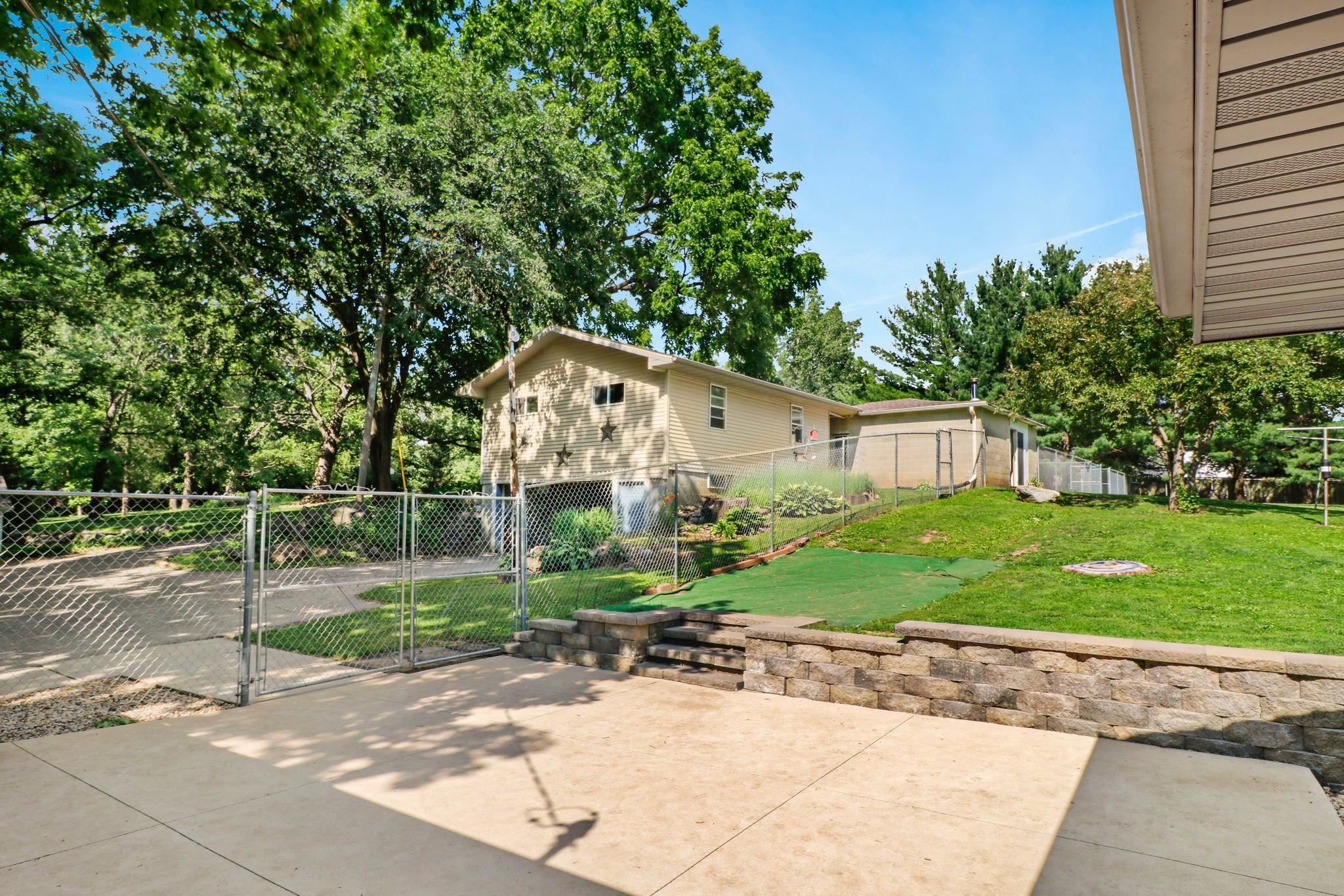 4990 Bultman Road Madison, WI 53704 - Photo 35 of 41