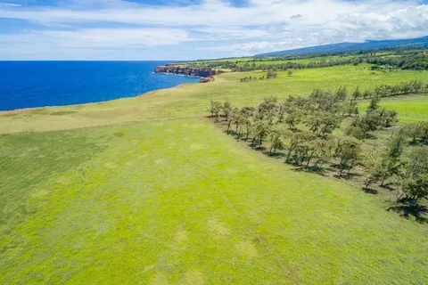 $2,250,000 | 304 Hoea Road, Hawi, HI 96719