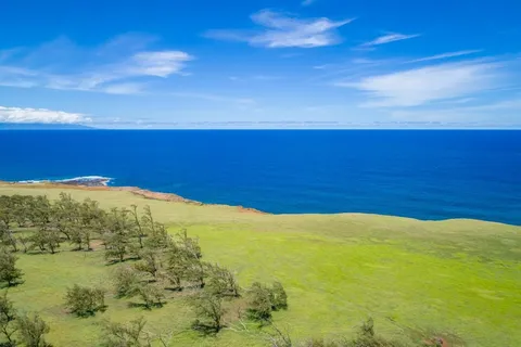 $2,250,000 | 304 Hoea Road, Hawi, HI 96719