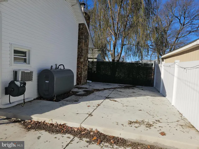 $2,900 | 414 Delaware Avenue, Croydon, PA 19021