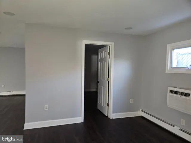 $2,900 | 414 Delaware Avenue, Croydon, PA 19021