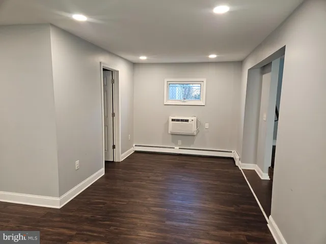 $2,900 | 414 Delaware Avenue, Croydon, PA 19021