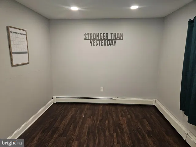 $2,900 | 414 Delaware Avenue, Croydon, PA 19021