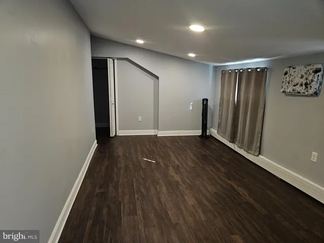 $2,900 | 414 Delaware Avenue, Croydon, PA 19021