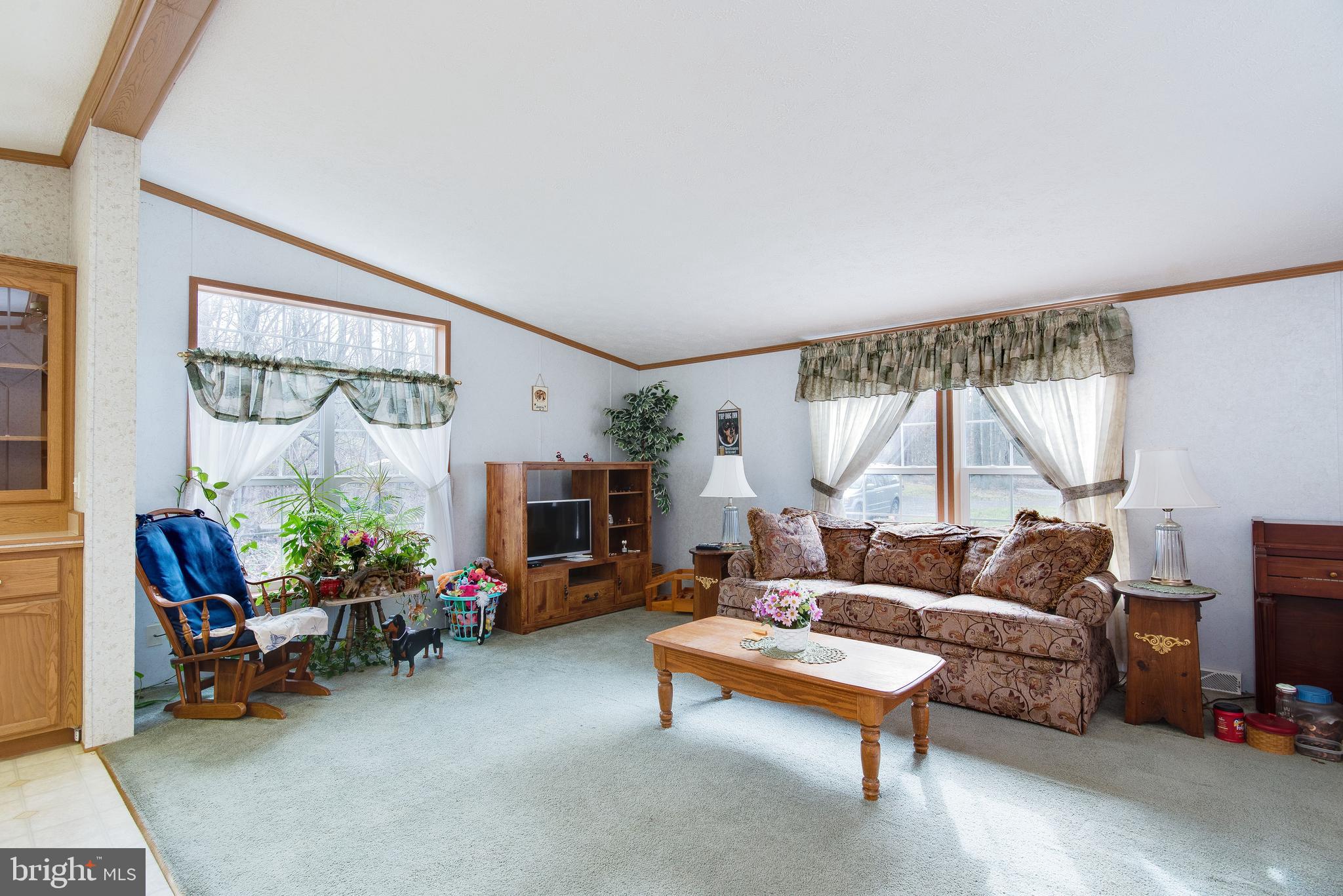 421 Weaver Road Morgantown, PA 19543 - Photo 7 of 28 Gallery Image 7