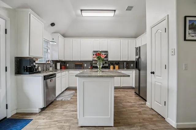 $429,500 | 1300 White Dove Cove, Cedar Park, TX 78613