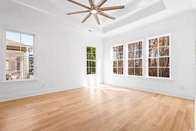 $979,000 | 1086 East Isle Of Palms Avenue, Myrtle Beach, SC 29579