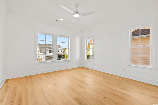 $979,000 | 1086 East Isle Of Palms Avenue, Myrtle Beach, SC 29579