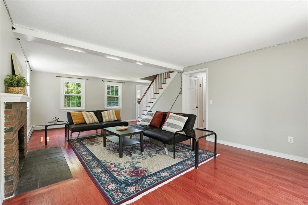 1107 North Pleasant Street Amherst, MA 01002 - Photo 8 of 42