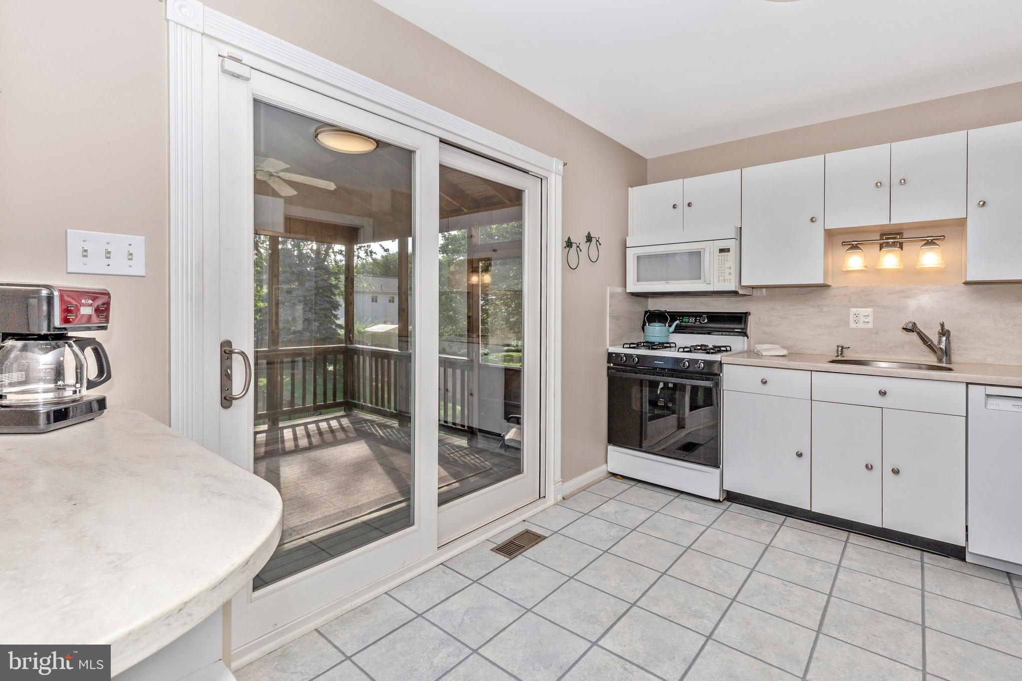 17300 Hughes Road Poolesville, MD 20837 - Photo 13 of 68
