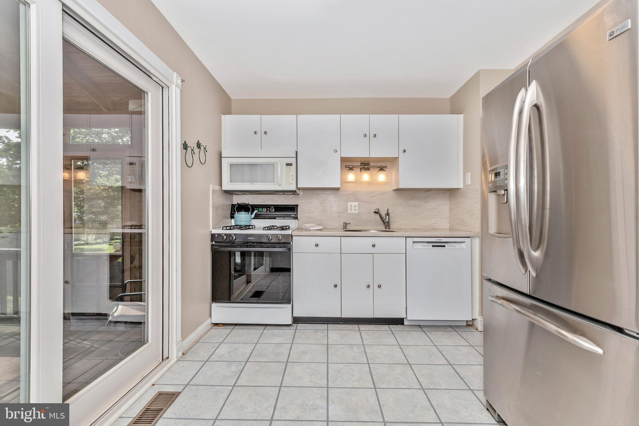 17300 Hughes Road Poolesville, MD 20837 - Photo 14 of 68