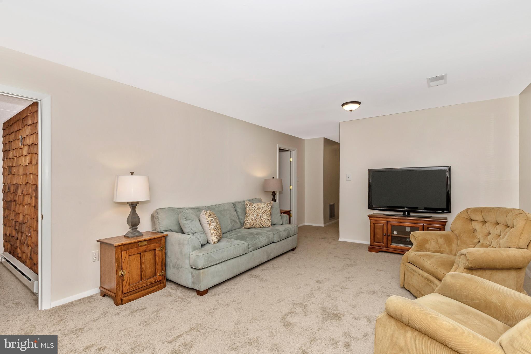17300 Hughes Road Poolesville, MD 20837 - Photo 24 of 68