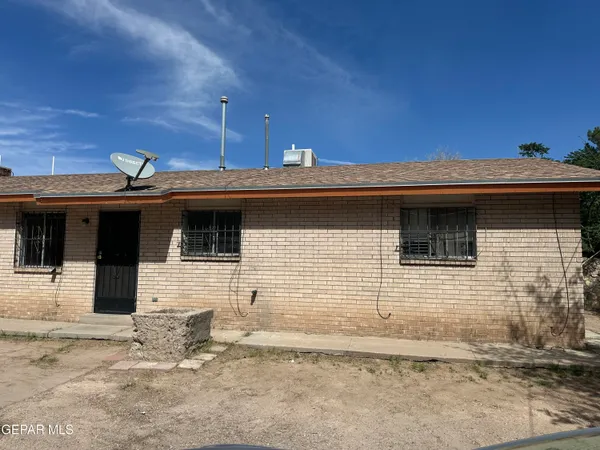 $975 | 7828 West Drive, Unit E, El Paso, TX 79915