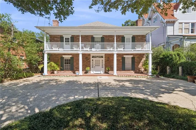 $1,125,000 | 7437-39 St Charles Avenue, New Orleans, LA 70118