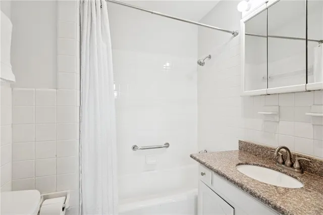 $1,125,000 | 7437-39 St Charles Avenue, New Orleans, LA 70118