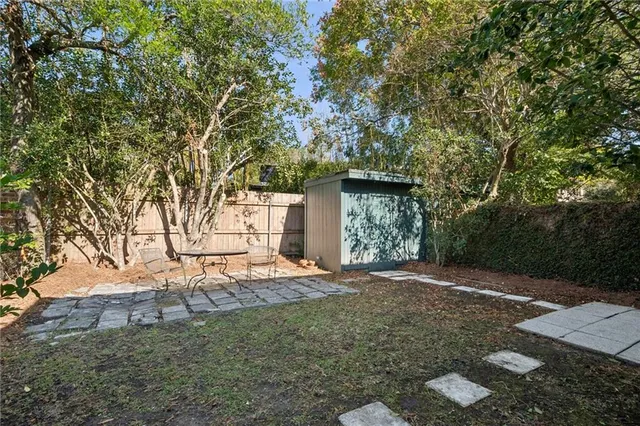 $1,125,000 | 7437-39 St Charles Avenue, New Orleans, LA 70118