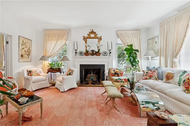 $1,125,000 | 7437-39 St Charles Avenue, New Orleans, LA 70118