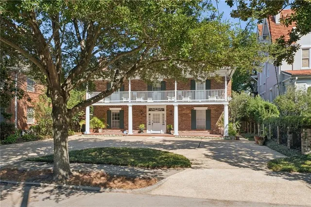 $1,125,000 | 7437-39 St Charles Avenue, New Orleans, LA 70118