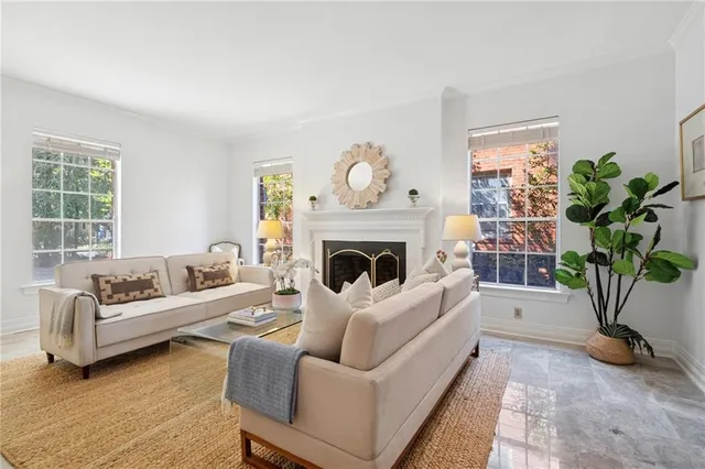 $1,125,000 | 7437-39 St Charles Avenue, New Orleans, LA 70118